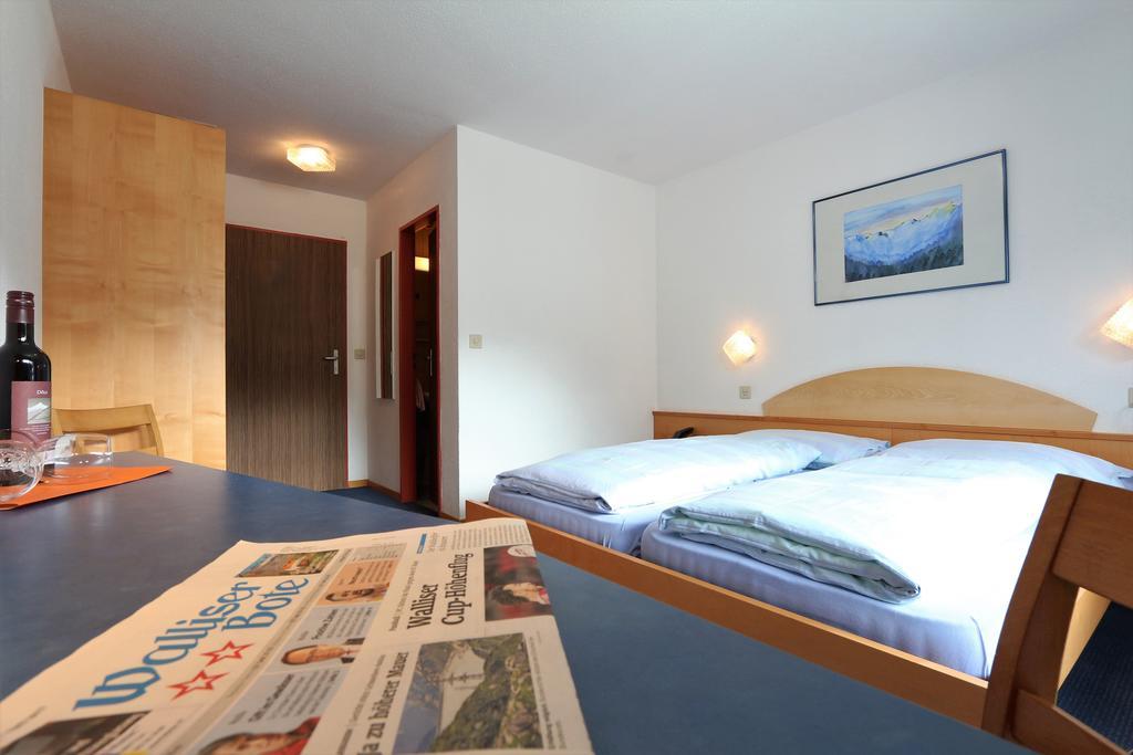 Hotel Garni Domino Saas-Fee Exterior photo